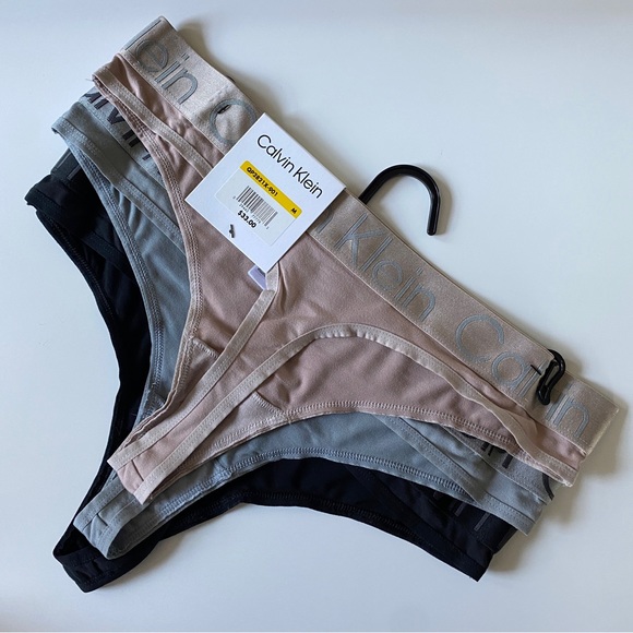 Calvin Klein wide band bralette & 3-pack thong - Picture 6 of 8